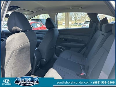 2025 Hyundai TUCSON SE