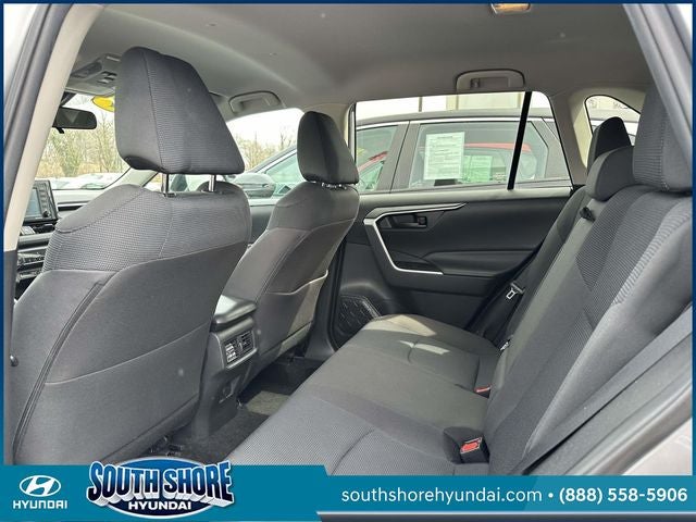 2021 Toyota RAV4 Hybrid LE