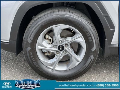 2023 Hyundai TUCSON SE