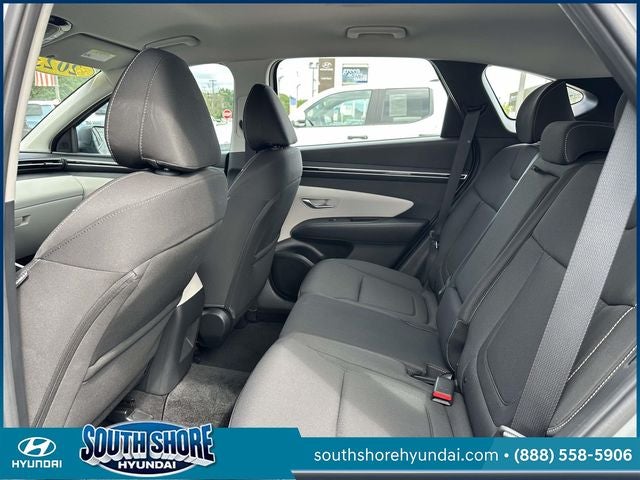 2023 Hyundai TUCSON SE