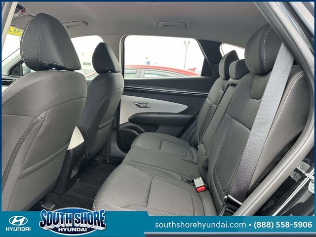 2023 Hyundai TUCSON SE
