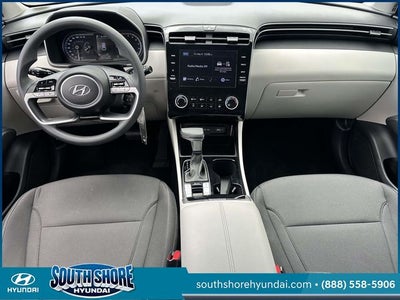 2023 Hyundai TUCSON SE
