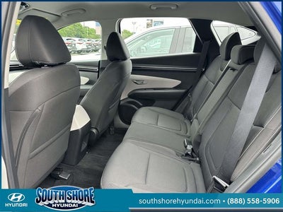 2023 Hyundai TUCSON SE