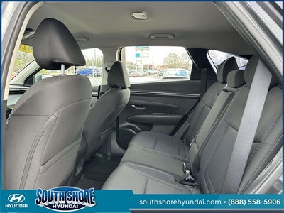 2022 Hyundai TUCSON SE