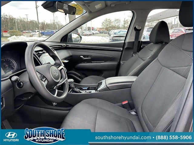 2022 Hyundai TUCSON SE