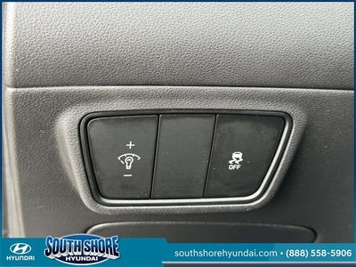 2022 Hyundai TUCSON SE