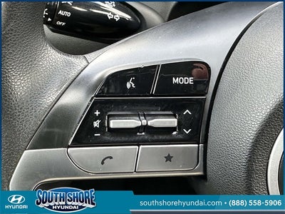 2022 Hyundai TUCSON SE