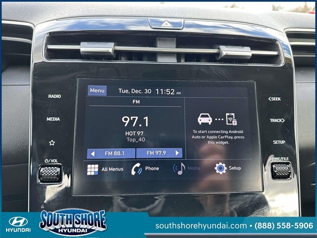 2022 Hyundai TUCSON SE