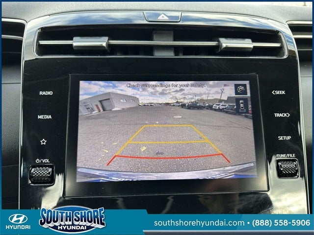 2022 Hyundai TUCSON SE