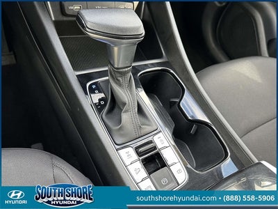 2022 Hyundai TUCSON SE