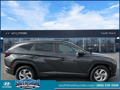 2022 Hyundai TUCSON SE