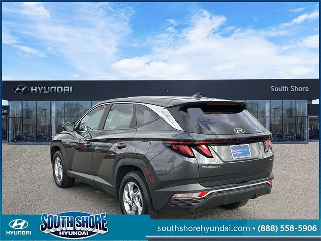 2022 Hyundai TUCSON SE