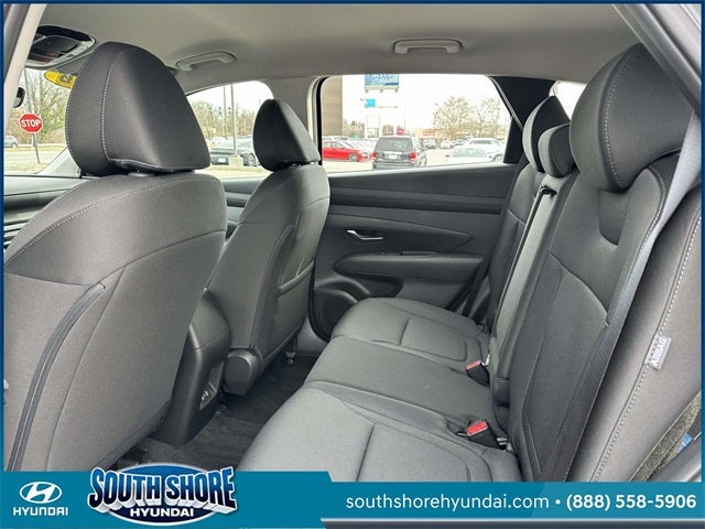 2026 Hyundai TUCSON SE