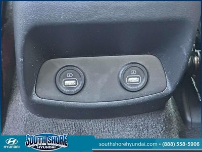 2022 Hyundai SANTA FE SE