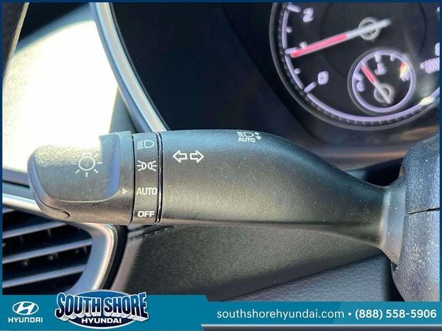 2021 Hyundai SANTA FE SE