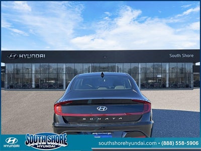 2022 Hyundai SONATA SE