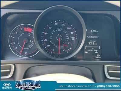 2023 Hyundai ELANTRA SE
