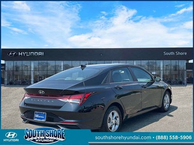 2023 Hyundai ELANTRA SE