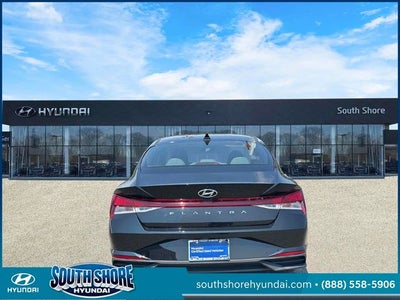 2023 Hyundai ELANTRA SE
