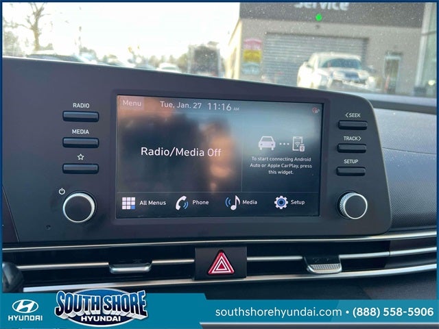 2022 Hyundai ELANTRA SEL