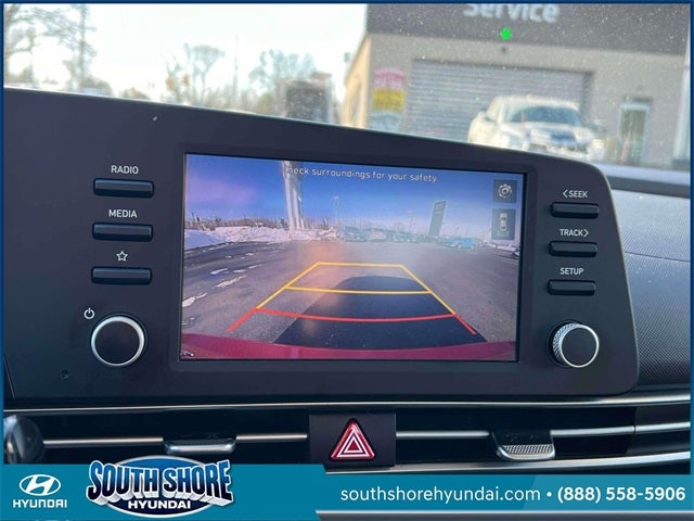 2022 Hyundai ELANTRA SEL