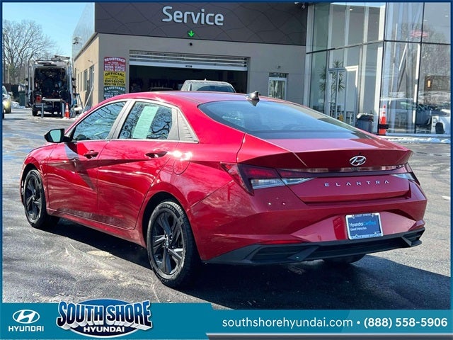 2022 Hyundai ELANTRA SEL