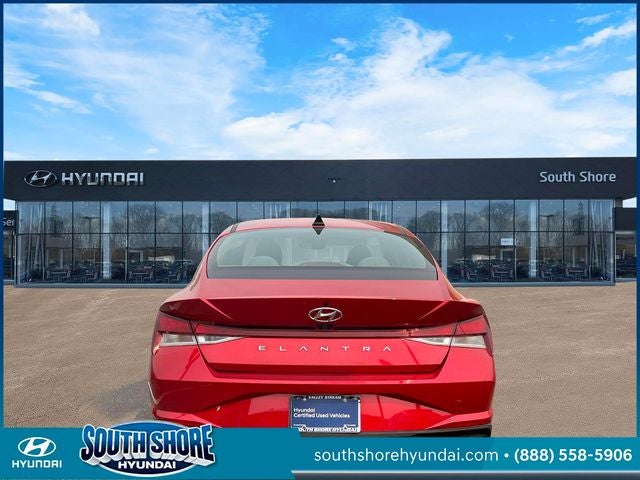 2022 Hyundai ELANTRA SEL