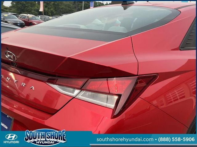 2022 Hyundai ELANTRA SEL