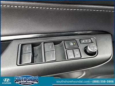 2023 Toyota Venza LE