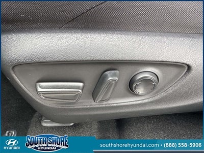 2023 Toyota Venza LE