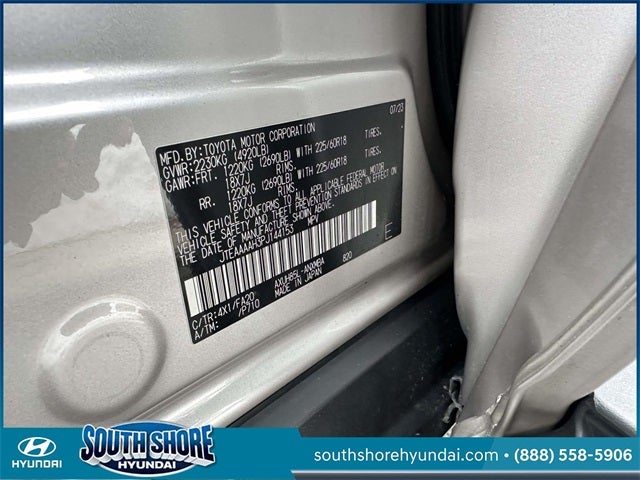 2023 Toyota Venza LE