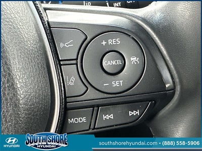 2023 Toyota Venza LE