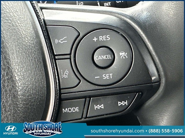 2023 Toyota Venza LE