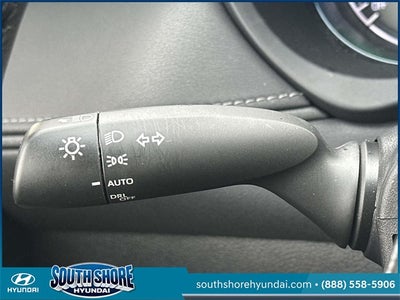 2023 Toyota Venza LE