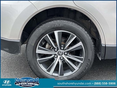 2023 Toyota Venza LE