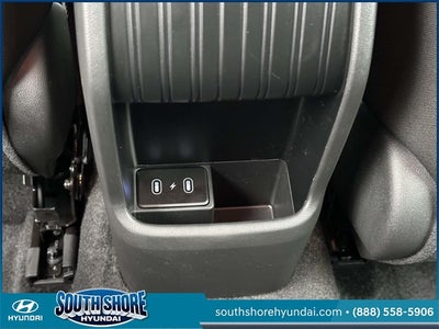 2025 Hyundai KONA SE