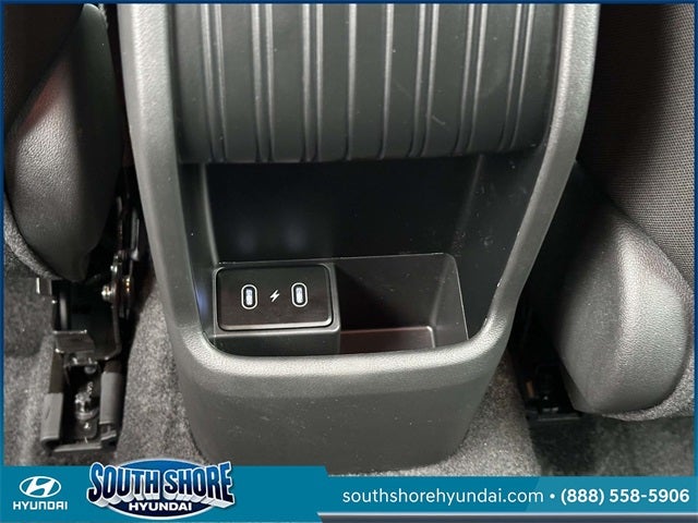 2025 Hyundai KONA SE