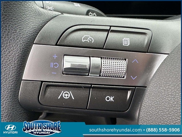 2025 Hyundai KONA SE