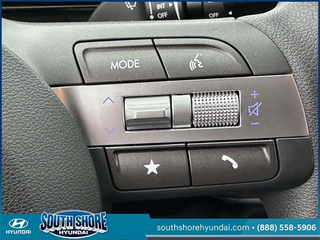 2025 Hyundai KONA SE