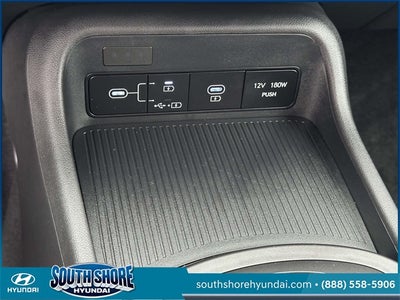 2025 Hyundai KONA SE