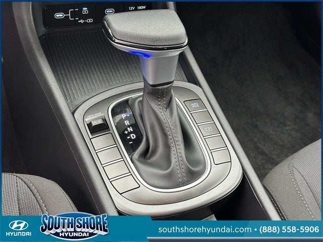 2025 Hyundai KONA SE