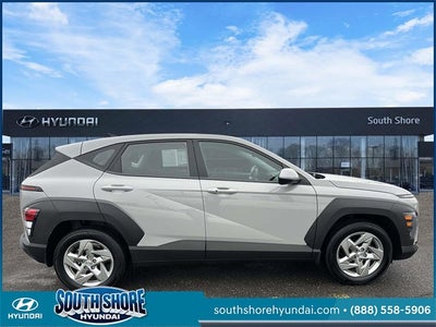 2025 Hyundai KONA SE