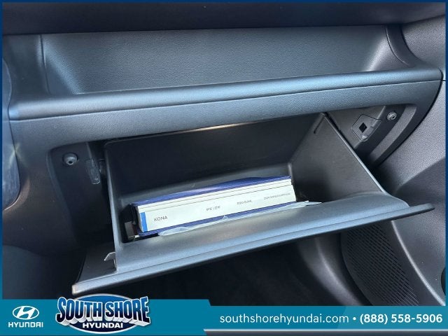 2024 Hyundai KONA SE