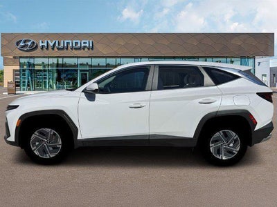 2026 Hyundai TUCSON HYBRID Blue SE