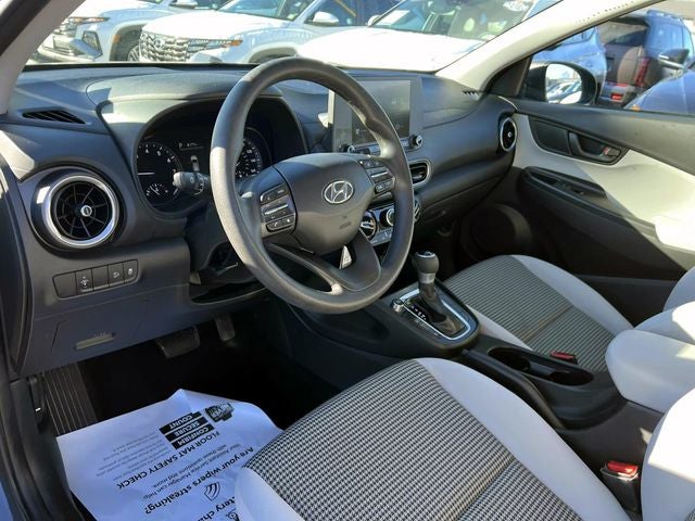 2023 Hyundai KONA SE