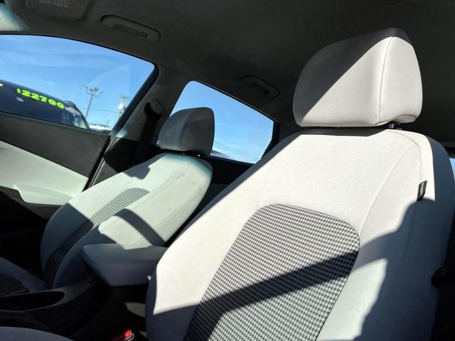 2023 Hyundai KONA SE