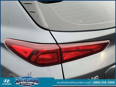 2022 Hyundai KONA SE