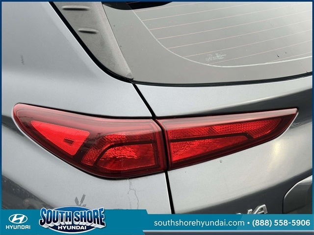 2022 Hyundai KONA SE