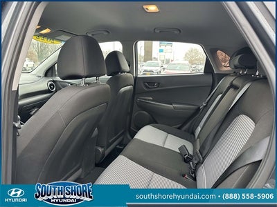 2022 Hyundai KONA SE