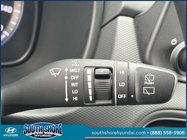 2022 Hyundai KONA SE